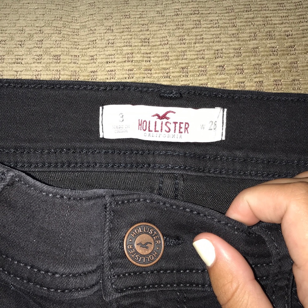 Mini shorts - Picture 2 of 3